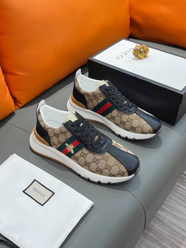 商品名称：Gucci 古驰 正规码数: 38-44 休闲鞋 商品材料：精选 牛皮鞋面，柔软羊皮内里；原厂大底。