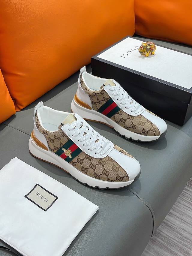 商品名称：Gucci 古驰 正规码数: 38-44 休闲鞋 商品材料：精选 牛皮鞋面，柔软羊皮内里；原厂大底。