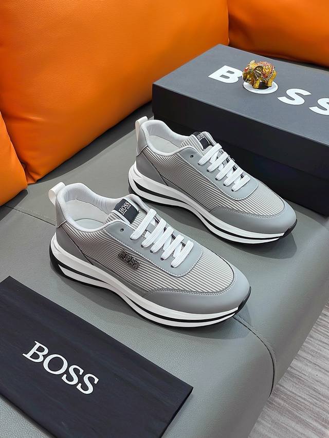 商品名称：Boss 波士 正规码数: 38-44 休闲鞋 商品材料：精选 牛皮鞋面，舒适羊皮内里 ；原厂大底。