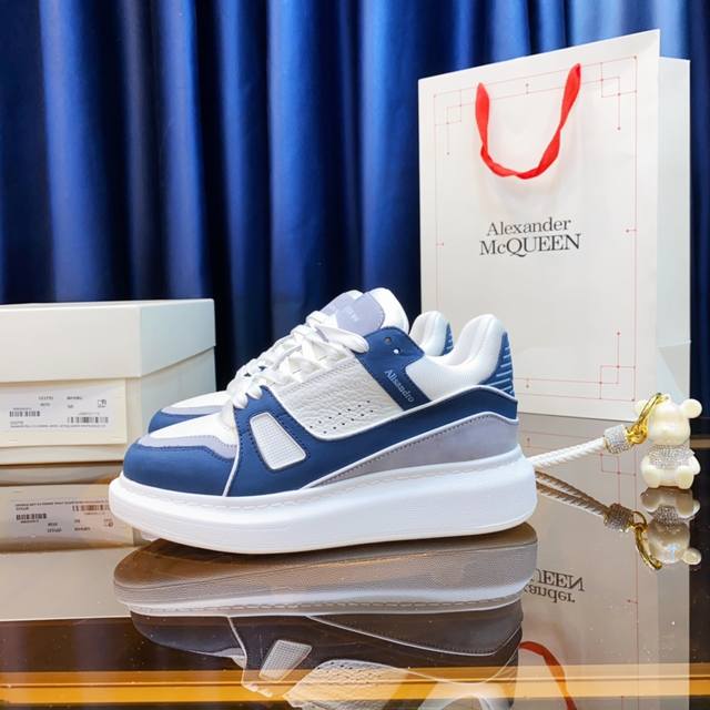 Lv. 麦昆alexander Mcqueen P: 情侣款 Size： 女35-40男39-45 女40.男45 订做 Lv. 麦昆alexander Mcq