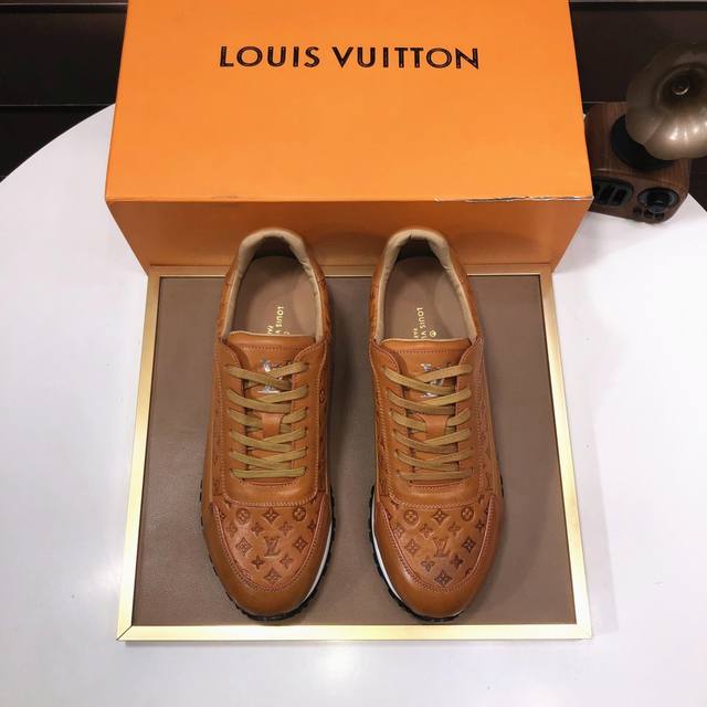 工厂 Louis Vuitton 原单 新款lv路易威登 * 顶级版本 Lv经典潮鞋！选用进口原版牛皮 水染牛皮内里.原版耐磨橡胶大底！高品质精品！码数38-4