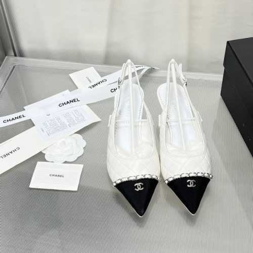 Chanel2024小香c家最新爆款尖头菱格链条高跟鞋 百搭显脚瘦气质款，搭配小香风经典链条配饰，颜值爆棚的一款凉鞋，任意搭配都很绝！ 鞋面：混种羊皮 羊京 内
