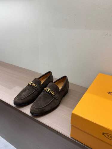 tods新款男士休闲皮鞋，真皮大底一脚蹬，乐福鞋到货！38-44齐码，