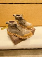 工厂价 高帮 Pr A D A普拉达 顶级新款专柜同步发售，鞋面意大利进口头层牛皮 全进口真皮内里，完全1比1复刻，鞋底：原厂特供原版底，独家活动成型底超级舒适