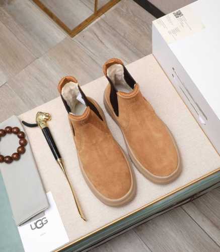 请注意 原单品质 比较毛料的厚度爆款ugg 来自澳洲温暖奢侈品牌男鞋，官网同步、贝克汉姆男款..，采用进口头层打蜡牛皮制作，鞋头打蜡 澳洲真羊毛绒里 精心缝制而