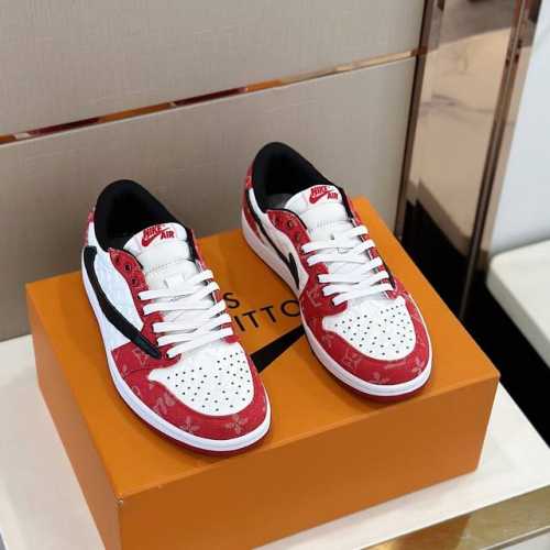 Ouis *Uitto* Nike 新款原版抽屉盒子，联名低帮休闲板鞋，这款运动鞋完全由牛仔帆布拼接皮革制成，饰有路易威登标志性的花押字和带有天然牛皮滚边的da