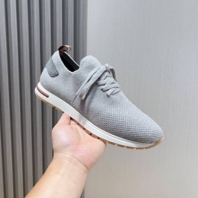 Loro Piana 新款莫卡辛鞋潮爆全球，官网火爆热卖，鞋面采用原版防水处理透气飞织绒面，搭配原版橡胶鞋底，经典之作 繁复的匠艺工序、精心考究的结构，令鞋款轻