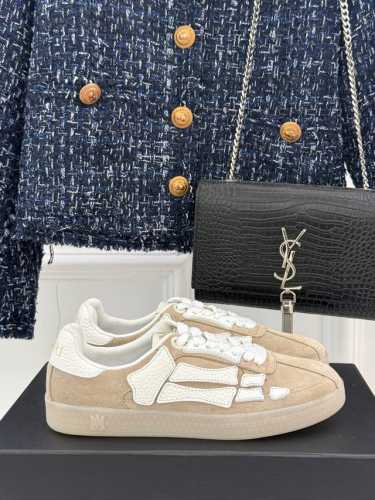 Amiri 25Ss早春新品情侣款星星骨头鞋德训鞋全系列配色 完全长在审美点上板型公认的没有任何包袱 一搭一个准侧面骨头星星拼接就是整双鞋子的精髓所在全手工一块