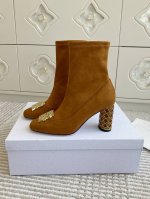 Dio 迪奥24新品miss Dior 复古粗跟短靴弹力靴 顶级品质 这款 Miss Dior带跟及踝靴 搭配字母徽标 超级显腿瘦 原版开模鞋跟 4Cm 8Cm