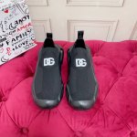 工厂价： 高端版本 高质量 品牌大底dolce & Gabbana 新款 顶级版本 高端质量 绿色盒包装 品牌大底 独家精工定制上市 品牌字母工艺点缀绝美奢华闪