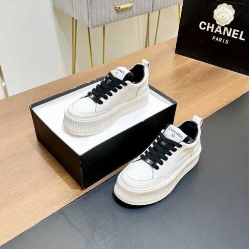 顶级版本 压印logo 厚底饼干鞋chanel香奈儿经典熊猫小白鞋休闲运动鞋 滑板鞋 C家 专柜又一超级大爆款，网红博主小姐姐们的挚爱，社交平台的各种夸赞，人气