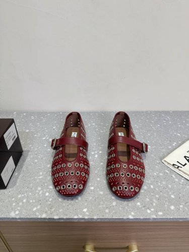 ALAIA 阿莱亚 小众潮牌 25ss春夏新款芭蕾舞鞋 法国高端一线高定品牌 AzzedineAlaia:时尚界最后的手艺人巴黎时装界以及全世界都享有盛誉维多利