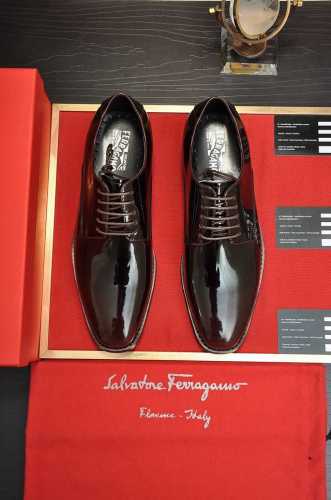 出厂厂 Ferragamo 菲拉格幕 专柜最新款 原版进口开边上乘牛皮+进口羊皮内里+原版奢华金属扣+原版组合大底 对比无压力 38--45 45定做不退换