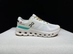 顶级版本On昂跑 Cloudrunner 2 织物 舒适百搭 减震透气轻便 低帮 生活休闲鞋。瑞士高性能运动品牌on打造的此系列作品，鞋面由再生聚酯纤维和网眼布