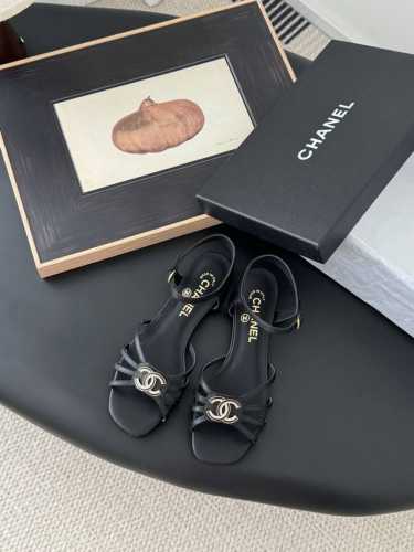 Chanel 25P早春新款高级手工坊凉鞋一如既往的高版本 经典版面 鞋面内里羊皮 真皮大底平底 5 8 三个高度Size:35-39 其他码数定