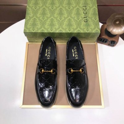 工厂 意大利顶级奢侈男鞋巨头 Gucci 古奇 全牛皮内里 新款报到原汁原味的欧式风格 赏心悦目为了让鞋子更加耐用不变形制作继续沿用传统做法 但仍然不乏创新皮质