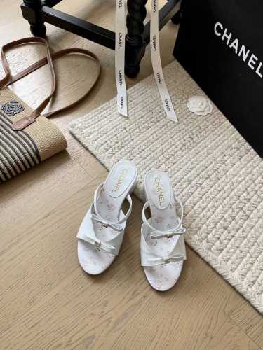 Chanel 25P新款蝴蝶结粗跟凉鞋！ 顶级版本！抢先发售 小方跟秒增高5Cm 显瘦显高 鞋面牛皮 内里羊皮 真皮大底 码数：34-41 定制不退不换