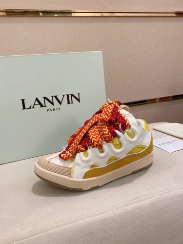 工厂价: 浪凡lanvin 限定系列；沉稳、笃定、活泼、经典与潮流、成熟与青春；诠释多面魅力组合构成一个五彩斑斓的艺术品浪凡情侣款面包鞋，运动鞋，德训鞋，高帮鞋