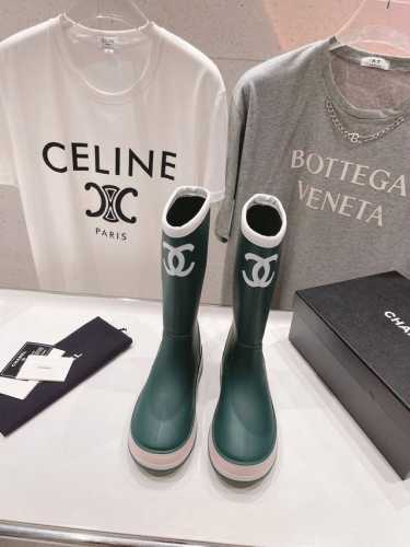 出厂价 Chane*小香2024Ss爆款中古雨靴 Vantage 中古痴迷狂爱者...真正的古董级别！今年最火爆的雨靴，人手一双，透气无比，巨百搭，无敌显瘦，