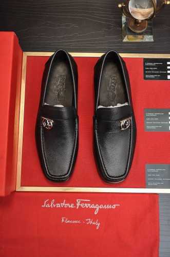 出厂价 Ferragamo 菲拉格幕 专柜最新款 原版进口开边上乘牛皮+进口羊皮内里+原版奢华金属扣+原版组合大底 对比无压力 38--45 45定做不退换