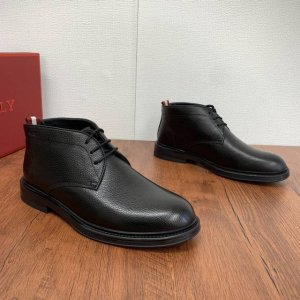 Bally 巴利 新款男士中邦羊毛鞋甄选优质反绒牛皮 粒面小牛皮鞋面，皮质柔和，触感极好，韧性佳，耐穿不易变形，搭配全羊毛内里，厚度适中，柔软贴脚，保暖舒适，真