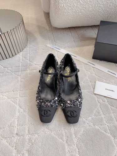 出厂价 Chane*新款亮片玛丽珍单鞋 Bling Bling闪片鞋身精致灵动 经典logo大气耐看 整体甜美又不失优雅温柔 鞋面原版定制面料 内里垫脚混种羊皮