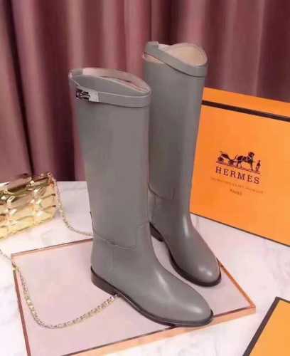 爆款来袭hermes.经典升级版面料全牛皮的超级经典的爱马仕kelly扣骑士靴.穿上你就是女王.挺拔的靴筒.法抗拒的楦头.经典中的经典.爱马仕的kelly包流行