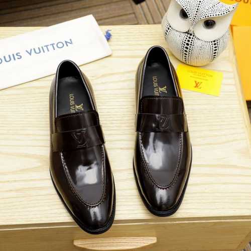 LOUIS VUITTON 里 路易威登 新款男士休闲商务皮鞋官网原版复制，鞋面采用进口官网1:1材料制作意大利牛皮面，水染内里绝非一般的工艺制造，大厂工艺流程