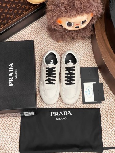Prada 25Ss Collapse Sneaker芭蕾舞鞋整双鞋子采购Zp开发打造，全部定制材料，独家开模大底，细节全部对版出货，连包装也做到跟正品一样。码
