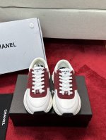 Chanel香奈儿老爹鞋，男女情侣款 2025专柜顶级休闲款运动鞋这款经典设计；鞋面多种工艺电绣的风格；大底却时尚运动；不平凡的拥入了多种配色元素 多元化混搭非