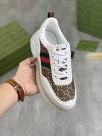 工厂价 实价 古奇gucci 官网最新款休闲时尚男鞋，爆款版型简洁大气，潮男专属.独有的官网最新品牌双g素元素古奇原版装饰，时尚又大方，面料原版磨砂小牛皮全进口