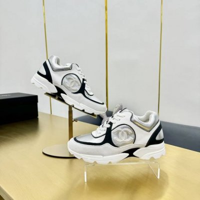 顶级版本，全头层牛皮+油边工艺！！！！！！ Chanel香奈儿 2024专柜顶级休闲款运动鞋 这款经典设计；鞋面多种工艺电绣的风格；大底却时尚运动；不平凡的拥入