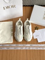 Dior Chrono运动鞋整双鞋子采购Zp开发打造，全部定制材料，独家开模大底，细节全部对版出货，连包装也做到跟正品一样。码数:女35-40
