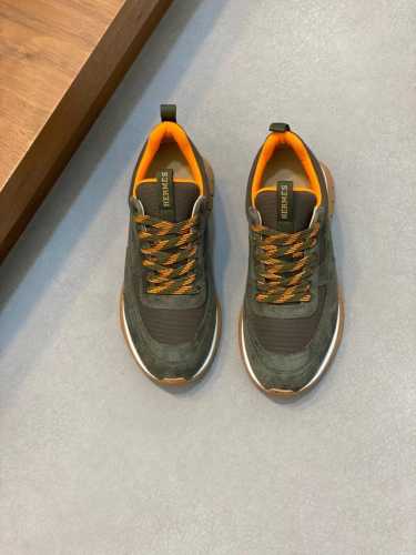 Hermes 爱马仕-高端品质 原单-鞋面：纳帕小牛皮、石头纹小牛皮、鞋身品牌帆布-内里：水染牛皮-大底：超轻tpu发泡 橡胶；双色成型大底-超高品控 做工精细