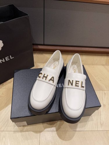 顶级版本 Chanel**24Fw新款乐福鞋 小牛皮&牛油皮面 羊里 轻质橡胶底 Size35 36 37 38 39 订40 41 不退换