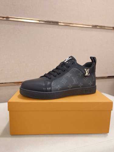 工厂价 Louis Vuitton 路易威登 Lv顶级新款专柜同步发售，鞋面意大利进口头层牛皮，全进口羊皮内里，完全1比1复刻，鞋底：原厂特供原版底，独家活动成
