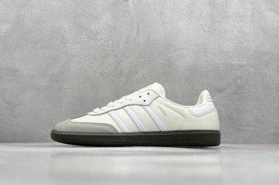270 addis Original Samba Og 复古桑巴板鞋 这款桑巴鞋展示了高质量的工艺 带有装饰的超锁缝制和无缝的手感 柔软、柔软的皮革造型和标志性