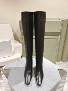Khaite小众品牌单鞋靴子系列！ 224 秀款质感方头长短靴单鞋，整个一系列百搭黑色系，高级感满满，早秋穿搭神器， 鞋面：原版特定进口牛皮 内里：原版透气绵羊