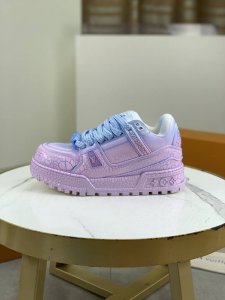 工厂价 顶级版本lv驴牌l家2025春夏走秀款 胖trainer 面包鞋 滑板鞋 休闲 情侣款 运动鞋 Diy串珠louis Vuitton 路易威登2024年