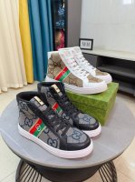 出厂价 Gucci 古奇 高帮新款男鞋高端品牌，最新時尚休闲男鞋，潮流百搭之款，轻松运动风，鞋面意大利进口gg印花布料+真皮内里 加超精细做工。原版个性时尚橡胶