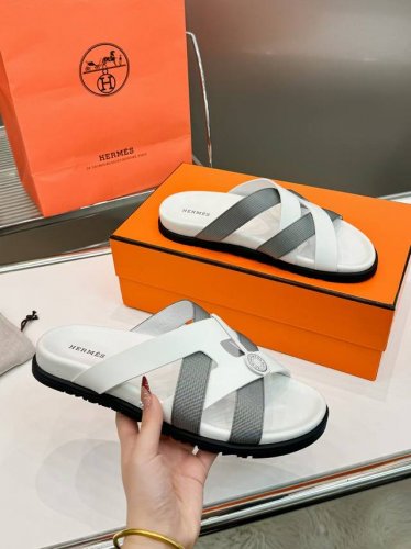 爱马仕 Hermes 男鞋Kazimir 新款经典H型时尚交叉绑带防滑休闲外穿沙滩男士凉鞋 35-46厂价P：码码橡胶 真皮