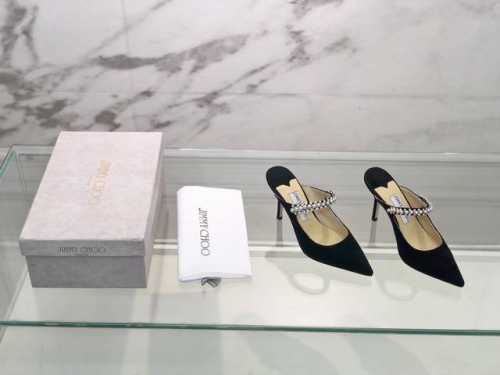 Jimmy Choo 吉米周 新款羊猄珍珠链条系列 面料：羊猄 内里：进口意制小羊皮 超级柔软细腻 大底：进口意大利原色牛皮底 码数：35～39 34、40、4