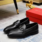 工厂价 菲拉格幕 Ferragamo 新款男士休闲套脚鞋官网原版1:1开模，原单品质做工精细，高端奢华鞋面采用进口意大利头层牛皮奢华水染皮内里橡胶耐磨防滑大底，