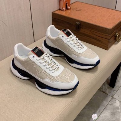 新款: 厂价: 古奇gucci* 最新爆款休闲鞋，顶端品牌奢侈～代购，顶级～质量 鞋面選用进口透气牛皮搭配材质透气羊皮垫脚 精细做工 原版个性时尚柔软橡膠耐磨防