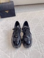 出厂价 Prad*新款拼色厚底鞋 男女同款 顶级版本！ 厚底设计增高6Cm 大底轻便舒适 超好穿 鞋面原版牛皮拼接布面 内里羊皮 垫脚顶级牛皮 原版开模大底 女