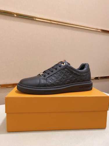 Louis Vuitton 路易威登 Lv 顶级新款专柜同步发售，鞋面意大利进口头层牛皮，全进口羊皮内里，完全1比1复刻，鞋底：原厂特供原版底，独家活动成型底超