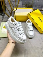 Fendi Match厚底增高系带运动鞋，白色牛皮饰有灰色牛皮细节，内里采用透气里布，轻便舒适百搭 女35-42码，