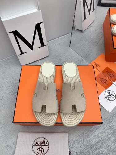 男款 顶级版本 H家 新款男凉拖爱马仕hermes 喜欢二舅姥爷拖鞋的一定不能错过这款草编拖鞋，好穿百搭又经典 面料：进口牛皮配搭水染牛里十 大底：进口原版麻绳