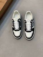 Gucci 古驰-高端品质 原单-鞋面：纳帕小牛皮、荔纹小牛皮、压花品牌图腾-内里：水染牛皮-大底：超轻tpu 橡胶；双色成型大底-超高品控 做工精细：凸显 高