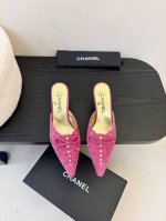Chanel Vintage中古系列凉鞋简约而不简单的款，上脚特别显脚细。鞋面定制面，内里垫脚羊皮，真皮大底。跟高7Size:35-39 4041定做